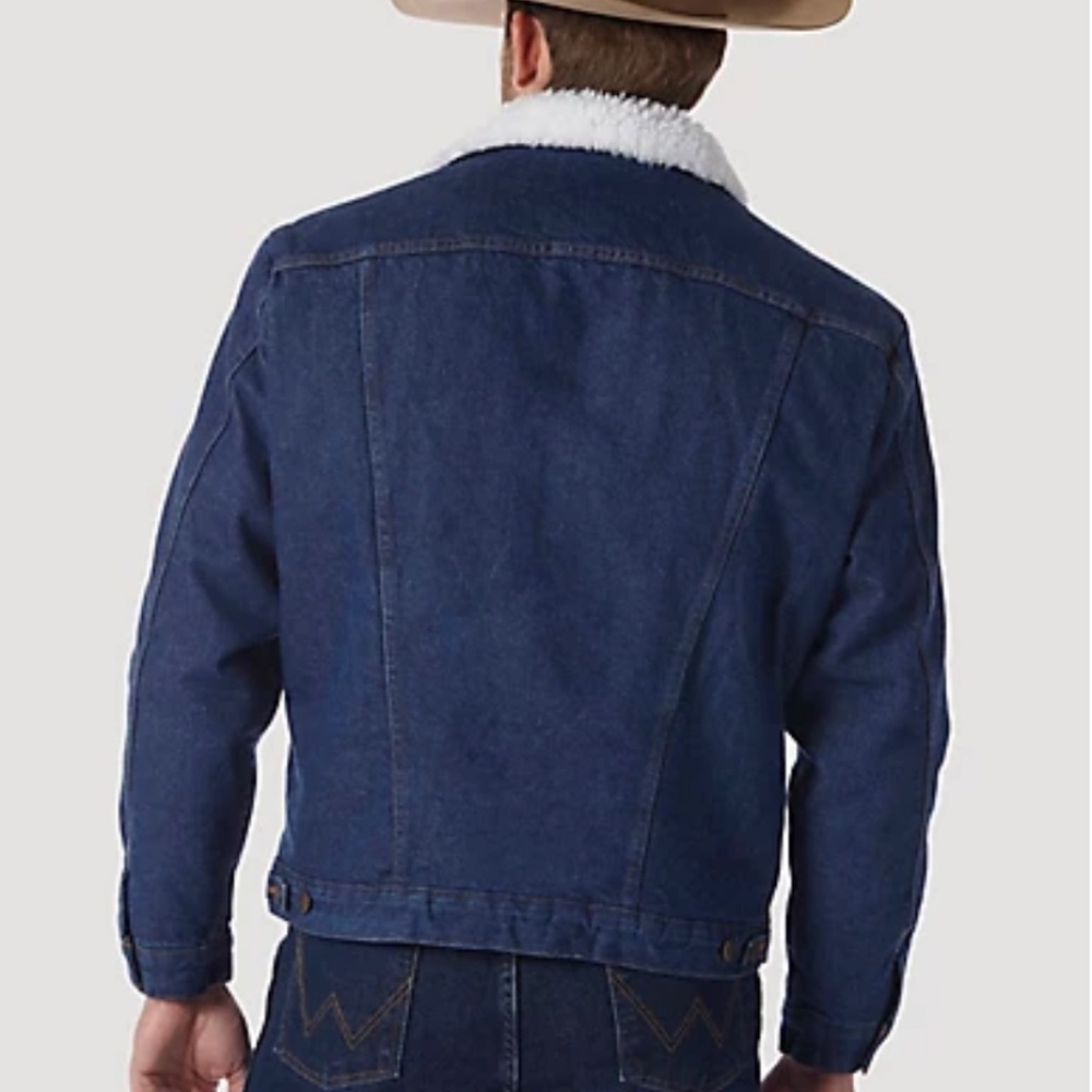 NWT wrangler Sherpa line jacket